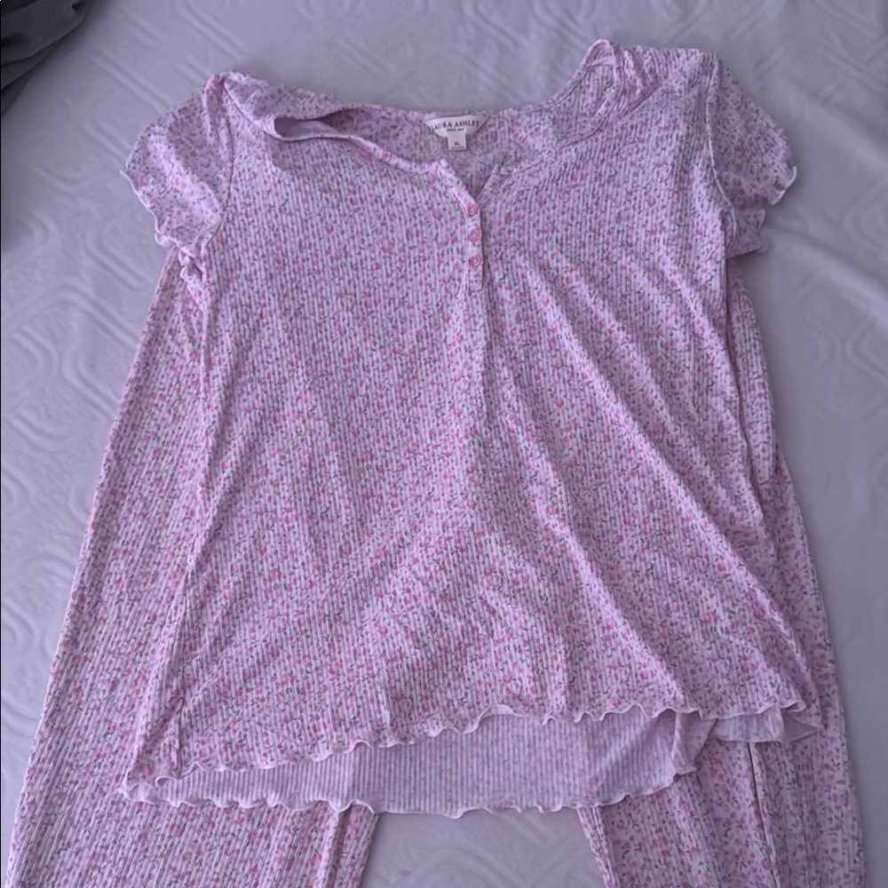 Laura Ashley Women’s Pink Floral Pajama Set